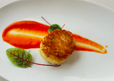 Top of the Hub signature dishes Pan-Seared Scallops
Filet Mignon
Boston Cream Pie